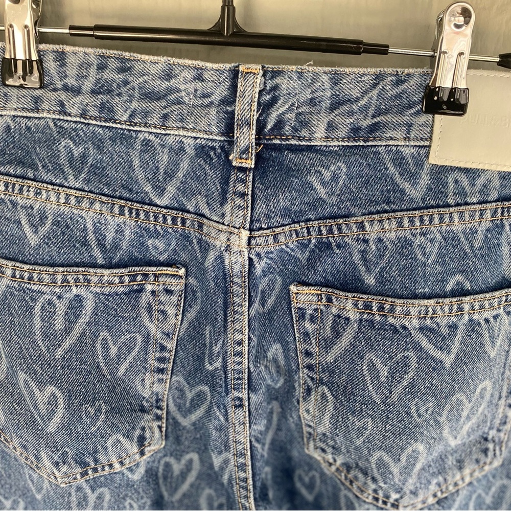 Pull&Bear Heart Straight Leg Blue Jeans Raw Hem 4 - Picture 4 of 6